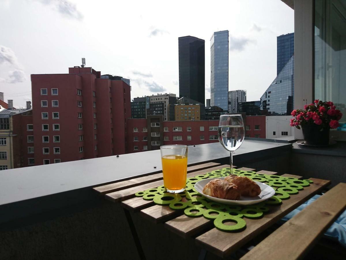 City Center Raua Apartment With Balcony Tallinn Eksteriør bilde